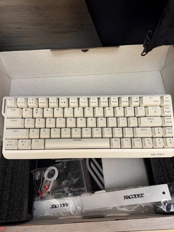 Ajazz NK68 + беспроводная мышь Lenovo. — Батуми — 50 ₾
