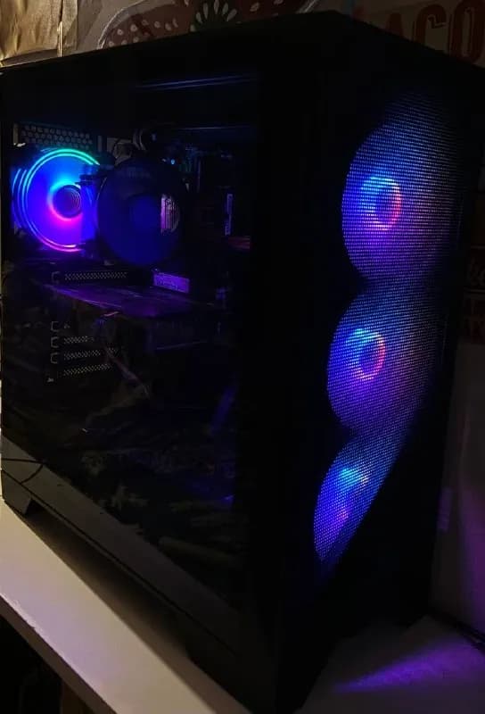 AMD Ryzen [телефон] ядер / 12 потоков) — Батуми — 1 600 ₾