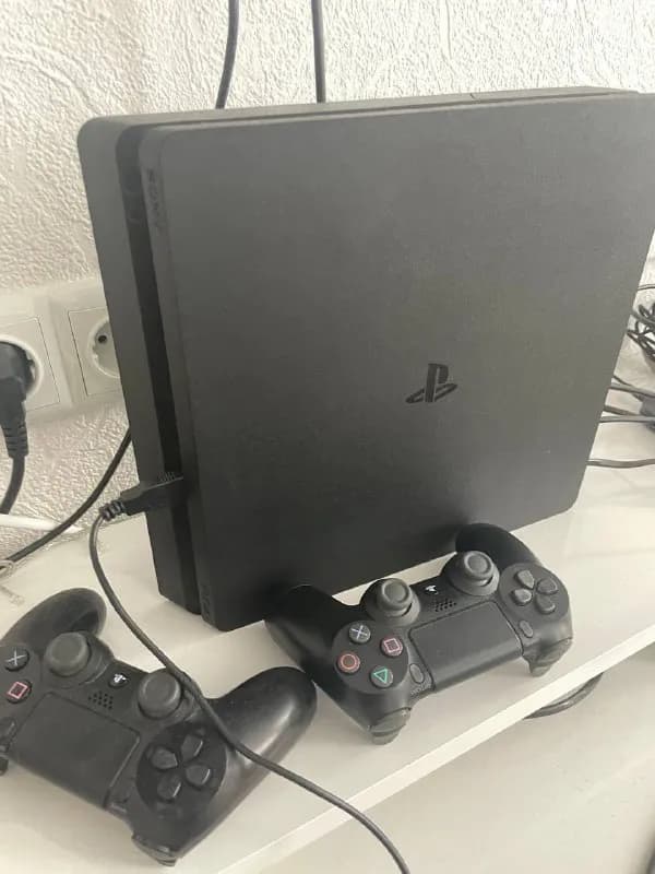 Ps 4 slim — Тбилиси — 600 ₾