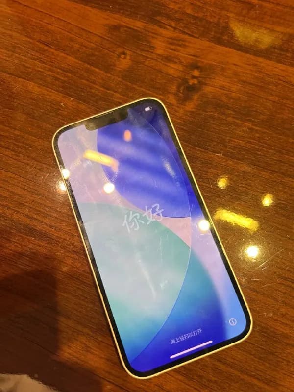 iPhone 13 — Батуми — 700 ₾