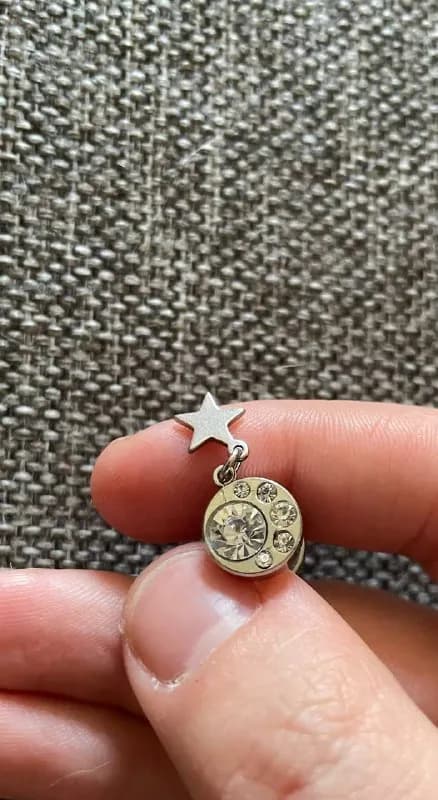 Сережка из нержавеющей стали со звездочкой — Тбилиси — 15 ₾