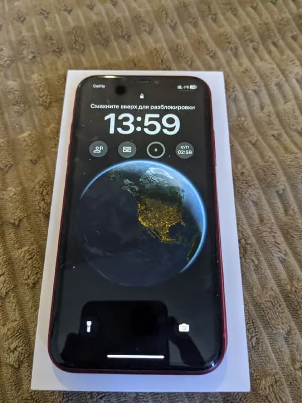 1) iPhone 11 Red, 128 gb, состояние очень хорошее, есть потёртость на одной грани. Батарея 81%(3utoo — Тбилиси — 650 ₾