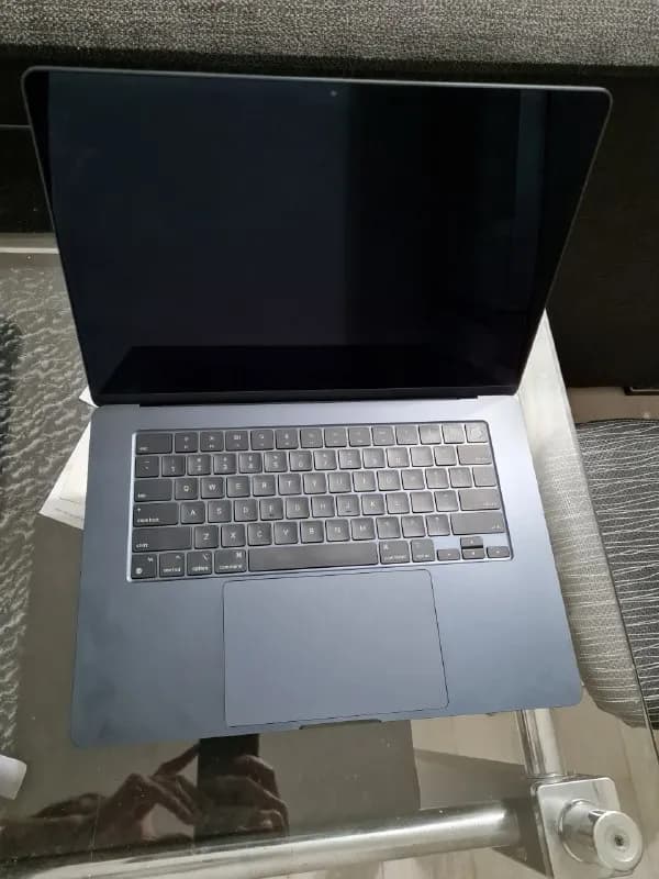 Apple Macbook Air 15» M2 2023, 8GB, 512GB. 3000 лари — Тбилиси — 3 000 ₾