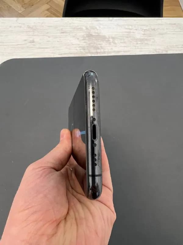 iPhone 11 Pro 256GB — Тбилиси — 300 ₾