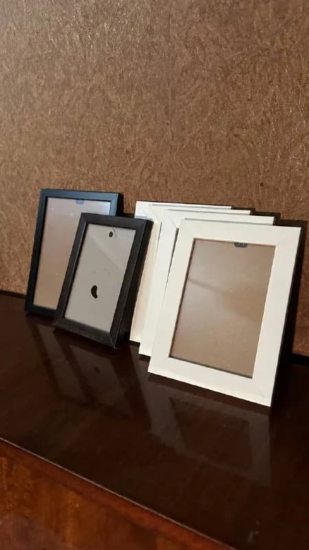10×15 — 5 шт (4 белые, 1 темно-коричневая), 5 лари за штуку — Тбилиси — 5 ₾