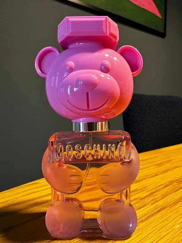 Moschino Toy 2, 30мл (остаток видно на фото) — 85 gel — Тбилиси — 85 ₾