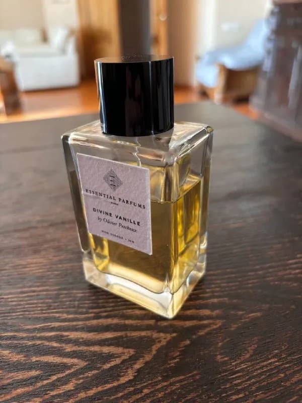 1. Парфюмерная вода Essential Parfums Divine Vanille by Olivier Pescbeux. 100 ml. Остаток ≈70%. Ориг — Тбилиси — 150 ₾