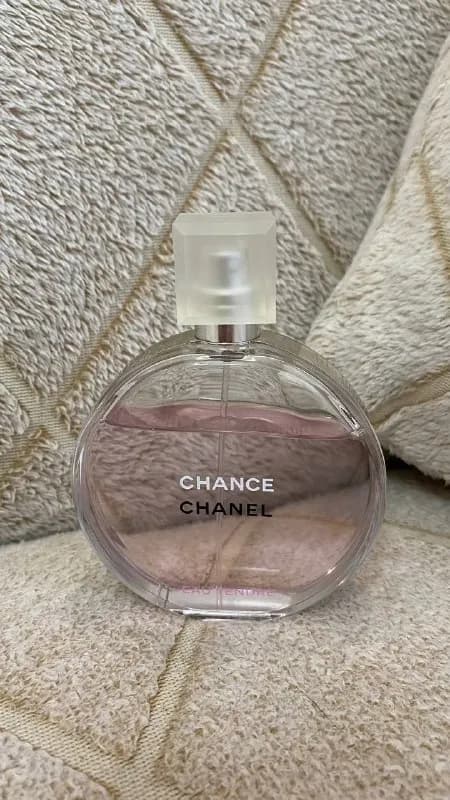 1. Оригинальная туалетная вода Chanel Chance Eau Tendre.