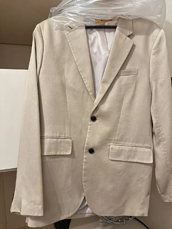 H&m пиджак. Надевал 1 раз) 50лари — Тбилиси — 50 ₾