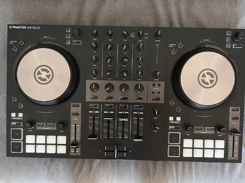 Traktor kontrol S3 — Тбилиси — 1 250 ₾