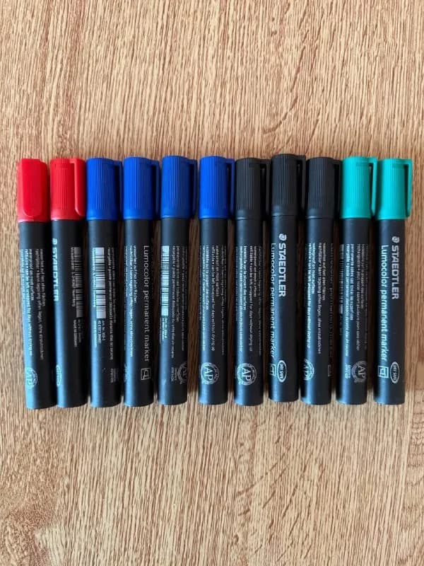 STAEDTLER Lumocolor permanent marker. Цена 20 лари за все. — Тбилиси — 20 ₾