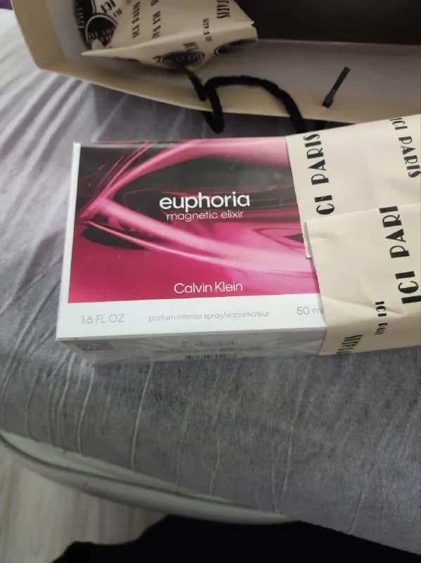 Euphoria magnetic elixir из фирменного магазина Ici Paris — 220 лари. — Батуми — 220 ₾