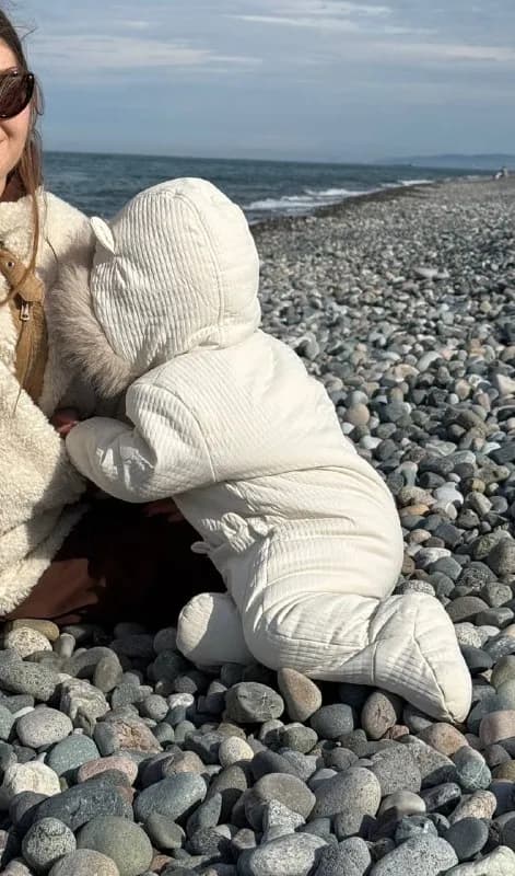 10 позиций одежды за 10 лари. Около магнолии/макдональдса — Батуми — 10 ₾