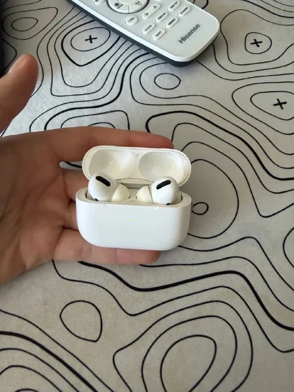 Apple AirPods pro 1 — Батуми — 50 $