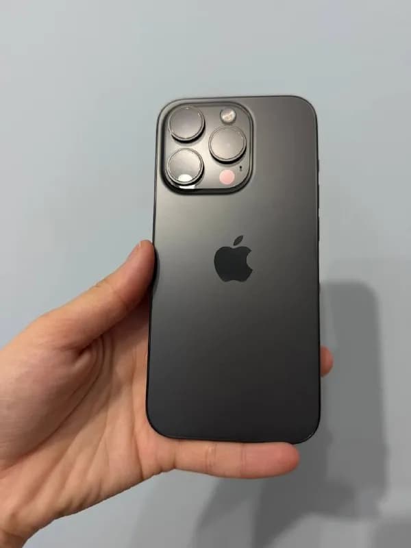 iPhone 15 Pro — Батуми — 1 700 ₾