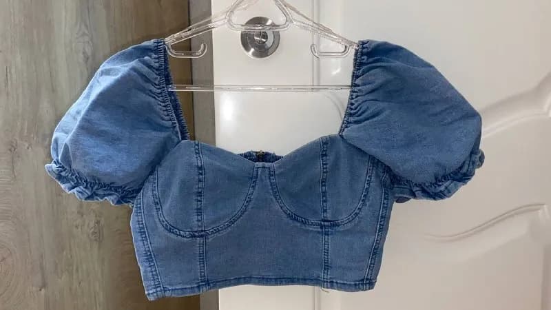 Продам: топ — Батуми — 15 ₾