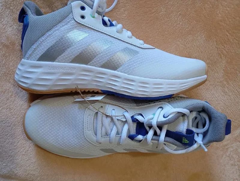 Adidas, 39.5 размер. — Тбилиси — 170 ₾