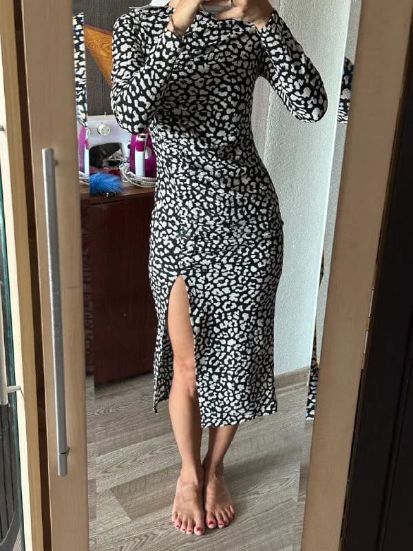 Bershka NEW. Size S. одето на рост 165 см. Цена 45 лари — Тбилиси — 45 ₾