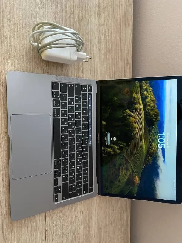 MacBook Pro (13 дюймов, 2020 г., четыре порта Thunderbolt 3) TouchBar — Тбилиси — 700 ₾