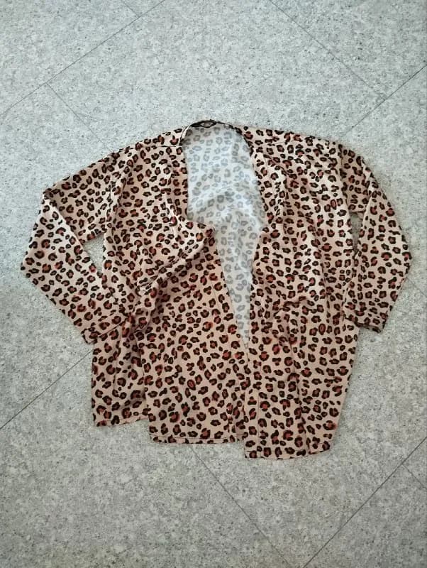 oversize — свободная посадка, подходит на разные типы фигуры. — Батуми — 10 ₾
