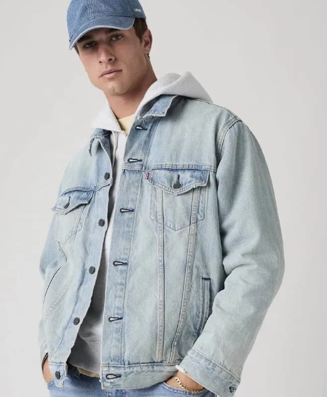 Levi's светлая джинсовая куртка (оригинал) - цена: 195 GEL — Батуми — 195 ₾