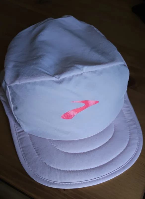 Кепка Brooks Packable Cap розовая — Тбилиси — 70 ₾