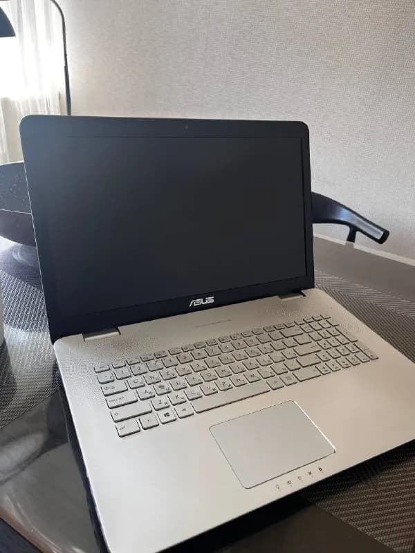 Asus N751G 17 inch — Тбилиси — 800 ₾