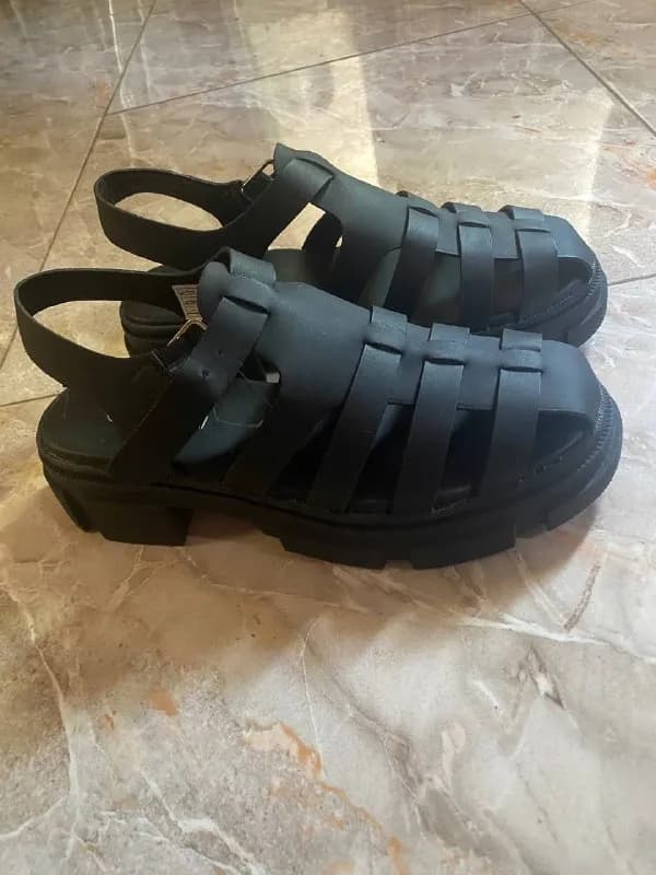 Новые босоножки 39.5-40 — Тбилиси — 40 ₾