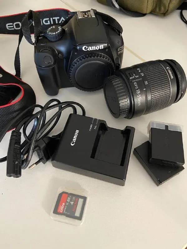 Canon EOS 1100D в комплекте с китовым объективом. — Батуми — 250 ₾