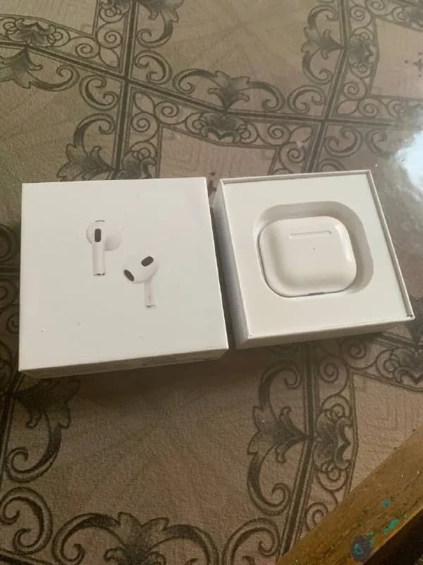 Airpods 3 gen на гарантии — Тбилиси — 250 ₾