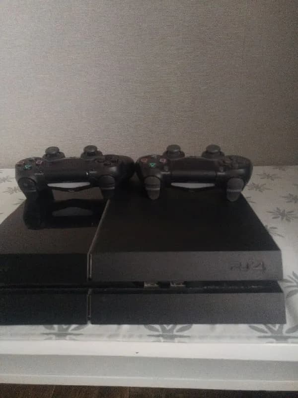 Sony PlayStation 4  (1TB) оригинал