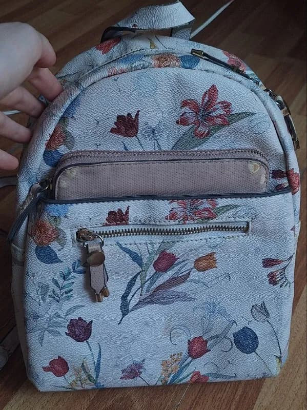 parfois — Тбилиси — 15 ₾