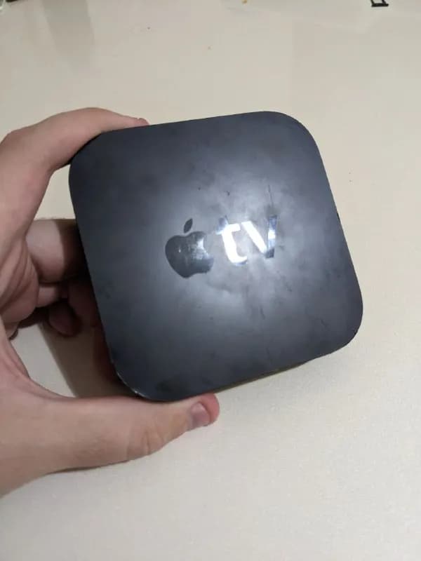 Apple TV a1469. В комплекте только кабель. Можно использовать для airplay. 50 лари, торг — Тбилиси — 50 ₾