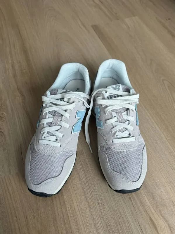 Продам новые кроссовки New Balance