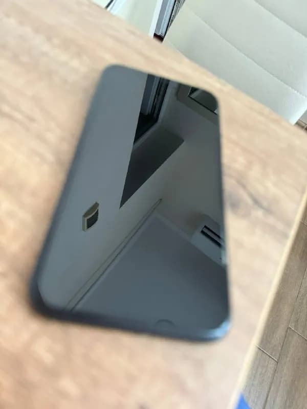 IPhone 11 black 128 GB. — Тбилиси — 650 ₾