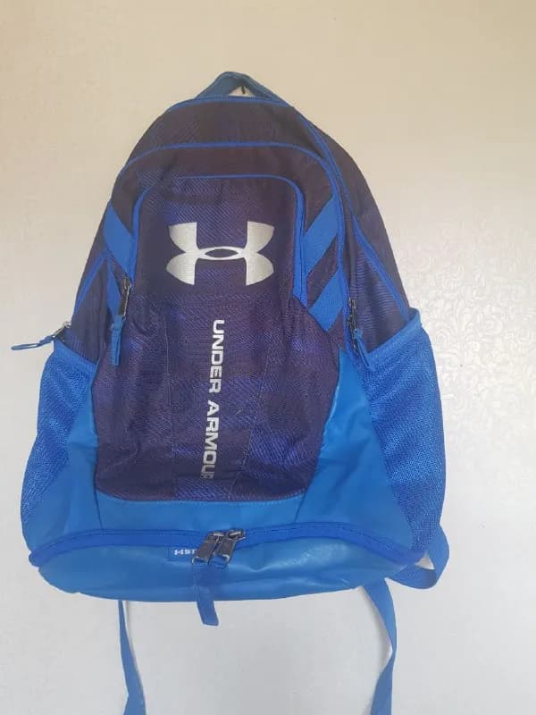 Under armour в хорошем состоянии 40 лари — Тбилиси — 40 ₾
