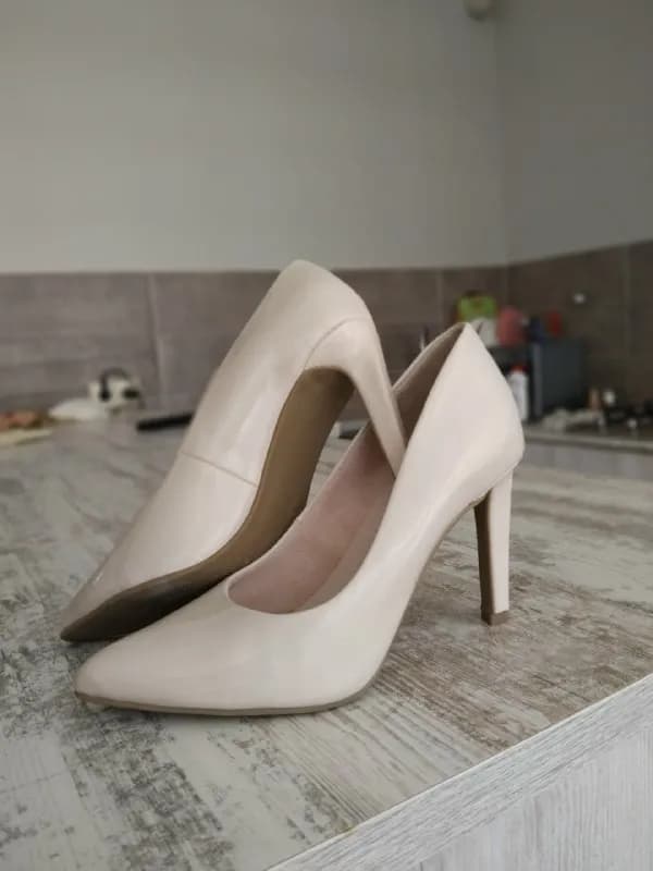 guess 100л — Батуми — 90 ₾
