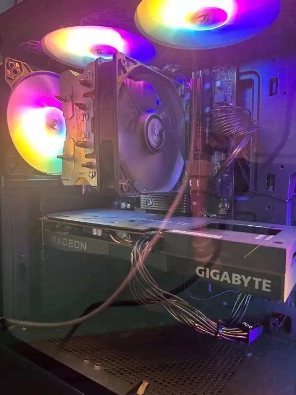 AM4 + RX 6600 (Ryzen 3600 + 16GB RGB) | Продажа или ОБМЕН на AM5 / LGA1851 — Батуми — 1 299 ₾
