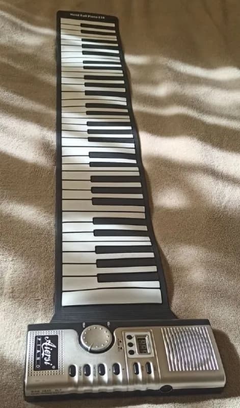Aiersi (Soft Keyboard Piano) — Тбилиси — 110 ₾