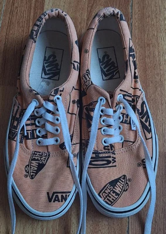 Оригинальные кеды Vans — Тбилиси — 45 ₾