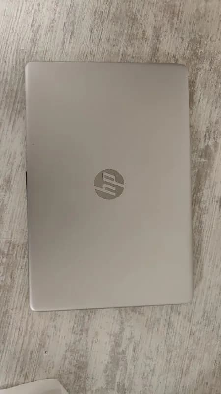 HP 15-dy1087nr — Тбилиси — 1100 ₾