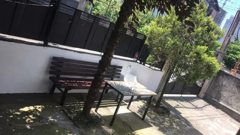 2 этаж 3 этажного дома — Батуми — 350 $