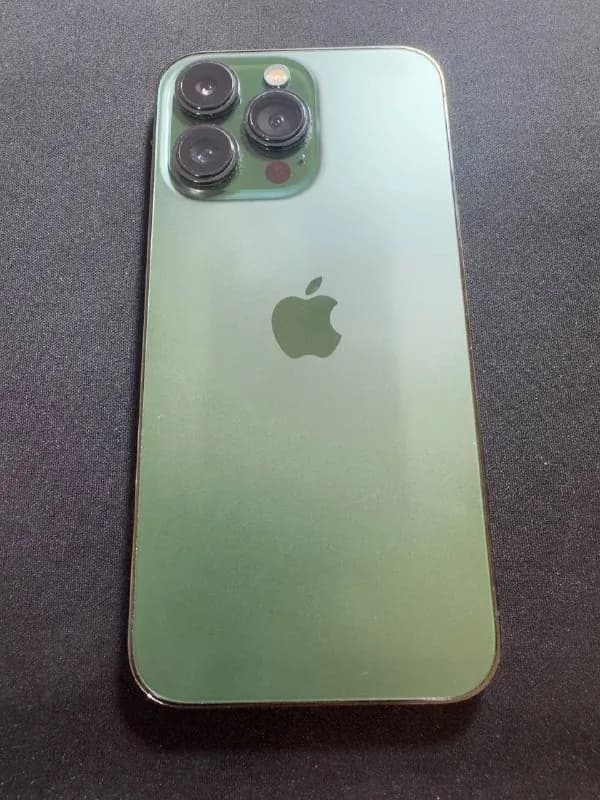 13 про 128гб — Тбилиси — 1 450 ₾