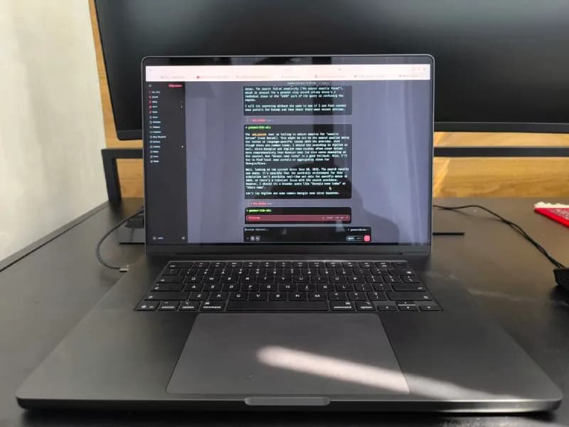 Macbook m5 pro 48gb ram 1tb куплен месяц назад на гарантии 2 года, в идеальном состоянии. Продам за — Батуми — 10 000 ₾