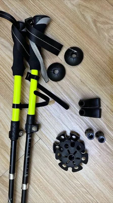 Flip-Lock) позволяет быстро выставить нужную длину (от 110 до 135 см) — Батуми — 75 ₾