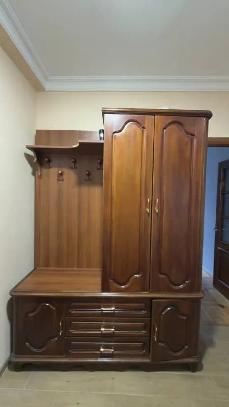 1000 лет прослужит, внутри крючки, — Батуми — 400 ₾