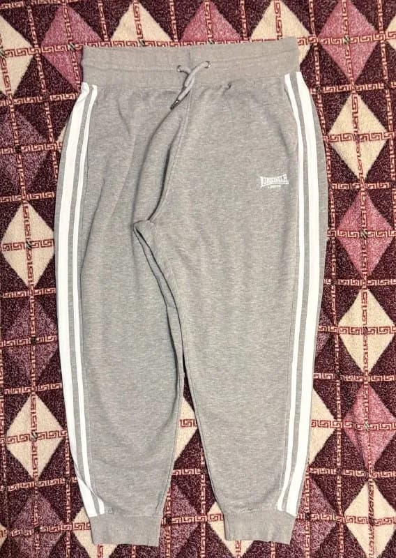 Lonsdale — Батуми — 45 ₾