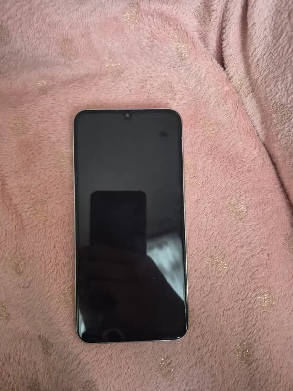 Samsung galaxy a35 — Батуми