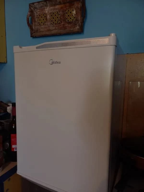 Midea с мини-морозилкой — Тбилиси — 250 ₾