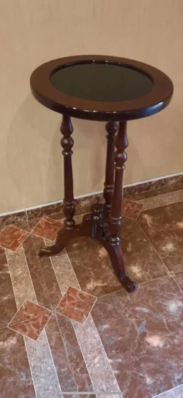 Столик из дерева — Тбилиси — 150 ₾